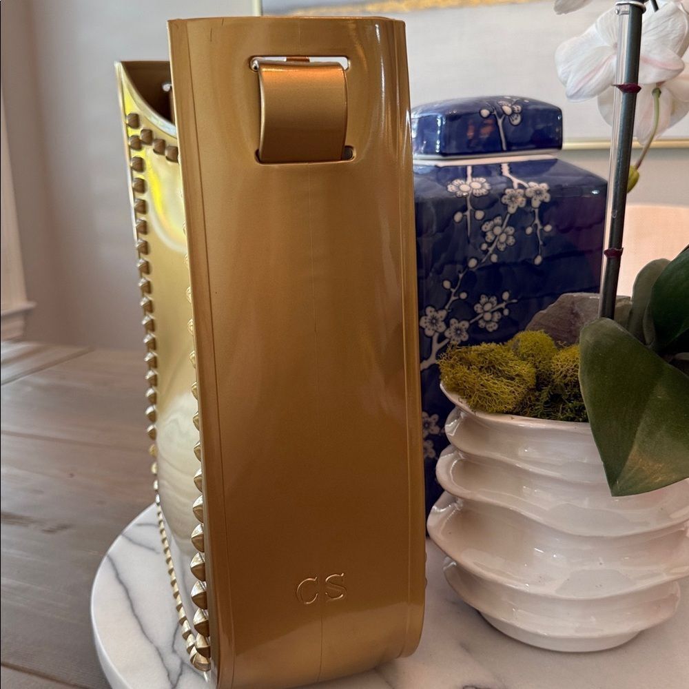 Carmen Sol Fico Large Crossbody -
Metallic Jelly Gold - Picture 5 of 8